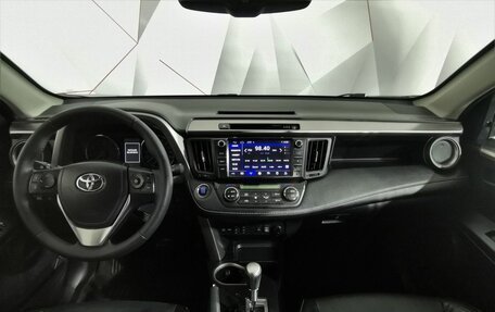 Toyota RAV4, 2017 год, 2 495 000 рублей, 11 фотография