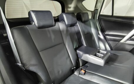 Toyota RAV4, 2017 год, 2 495 000 рублей, 14 фотография