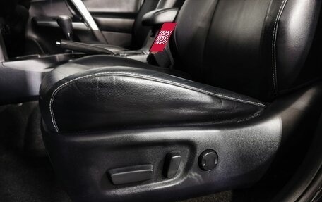 Toyota RAV4, 2017 год, 2 495 000 рублей, 18 фотография