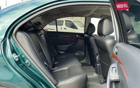 Toyota Avensis III рестайлинг, 2005 год, 682 000 рублей, 14 фотография