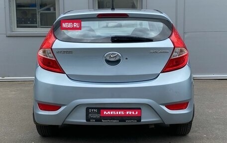 Hyundai Solaris II рестайлинг, 2011 год, 855 000 рублей, 7 фотография