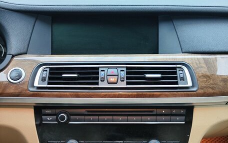 BMW 7 серия, 2011 год, 1 735 000 рублей, 18 фотография