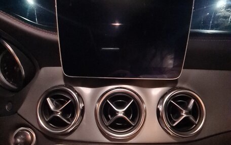 Mercedes-Benz GLA, 2019 год, 2 400 000 рублей, 4 фотография