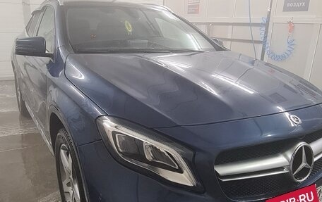 Mercedes-Benz GLA, 2019 год, 2 400 000 рублей, 10 фотография