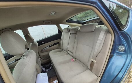 Toyota Prius, 2004 год, 590 000 рублей, 14 фотография