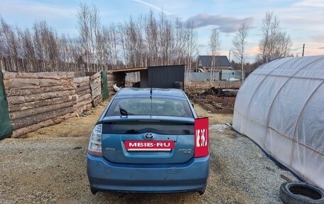 Toyota Prius, 2004 год, 590 000 рублей, 7 фотография