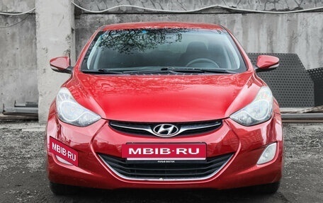 Hyundai Avante, 2011 год, 850 000 рублей, 2 фотография