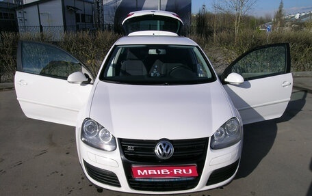 Volkswagen Golf V, 2008 год, 1 000 000 рублей, 1 фотография