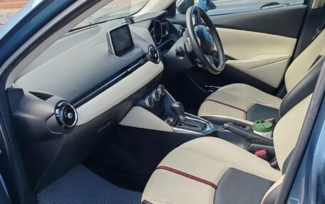 Mazda Demio IV, 2015 год, 1 300 000 рублей, 4 фотография