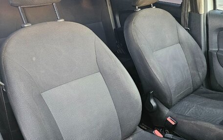 Renault Logan II, 2017 год, 480 000 рублей, 7 фотография