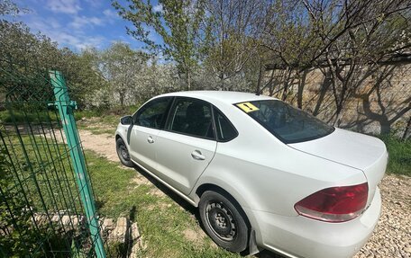 Volkswagen Polo VI (EU Market), 2015 год, 950 000 рублей, 2 фотография