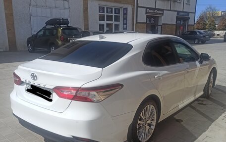 Toyota Camry, 2018 год, 2 950 000 рублей, 3 фотография