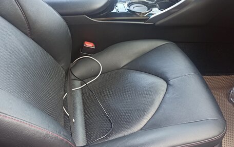 Toyota Camry, 2018 год, 2 950 000 рублей, 7 фотография