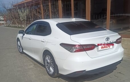 Toyota Camry, 2018 год, 2 950 000 рублей, 4 фотография