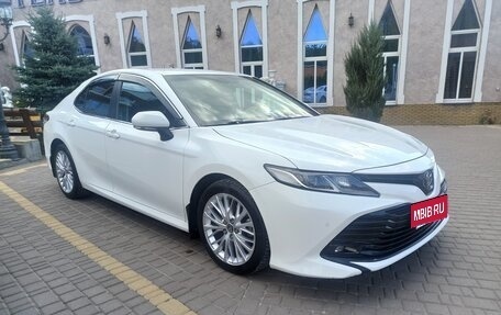 Toyota Camry, 2018 год, 2 950 000 рублей, 23 фотография