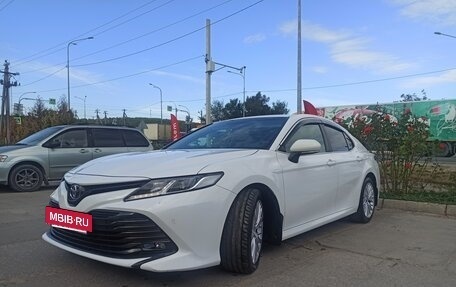 Toyota Camry, 2018 год, 2 950 000 рублей, 21 фотография