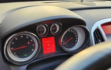 Opel Astra J, 2013 год, 950 000 рублей, 16 фотография