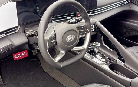 Hyundai Elantra, 2026 год, 1 990 000 рублей, 17 фотография