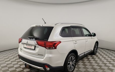 Mitsubishi Outlander III рестайлинг 3, 2015 год, 1 749 000 рублей, 5 фотография