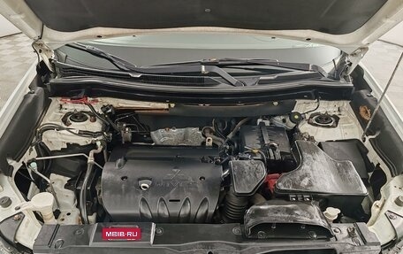 Mitsubishi Outlander III рестайлинг 3, 2015 год, 1 749 000 рублей, 10 фотография