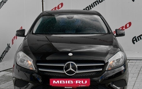 Mercedes-Benz A-Класс, 2013 год, 1 460 000 рублей, 2 фотография