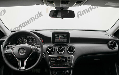 Mercedes-Benz A-Класс, 2013 год, 1 460 000 рублей, 10 фотография