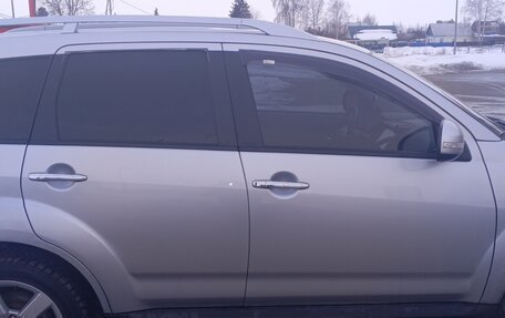 Mitsubishi Outlander III рестайлинг 3, 2010 год, 1 080 000 рублей, 3 фотография