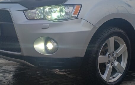 Mitsubishi Outlander III рестайлинг 3, 2010 год, 1 080 000 рублей, 19 фотография