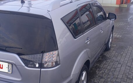 Mitsubishi Outlander III рестайлинг 3, 2010 год, 1 080 000 рублей, 21 фотография