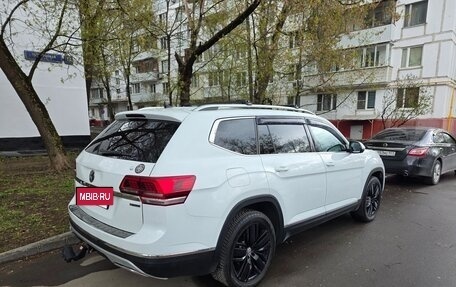 Volkswagen Atlas I, 2019 год, 4 000 000 рублей, 3 фотография