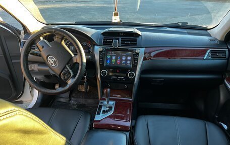 Toyota Camry, 2012 год, 1 600 000 рублей, 10 фотография