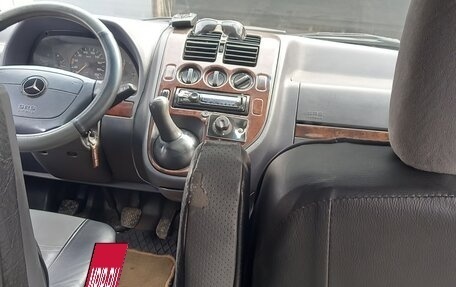 Mercedes-Benz Vito, 1998 год, 650 000 рублей, 23 фотография