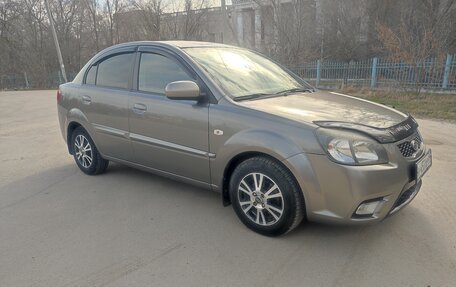 KIA Rio II, 2010 год, 625 000 рублей, 2 фотография