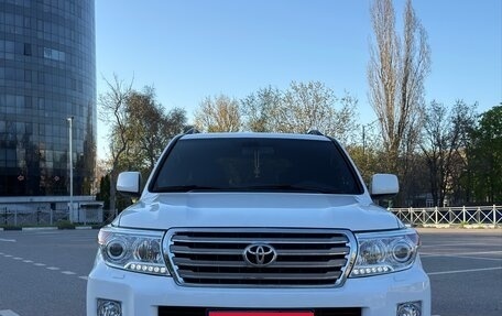 Toyota Land Cruiser 200, 2010 год, 4 370 000 рублей, 2 фотография