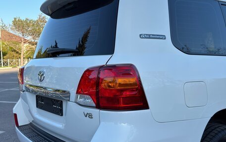 Toyota Land Cruiser 200, 2010 год, 4 370 000 рублей, 14 фотография