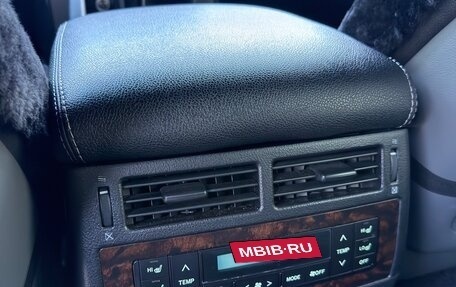 Toyota Land Cruiser 200, 2010 год, 4 370 000 рублей, 30 фотография