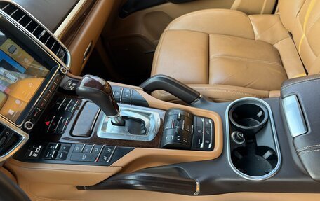 Porsche Cayenne III, 2013 год, 2 990 000 рублей, 19 фотография