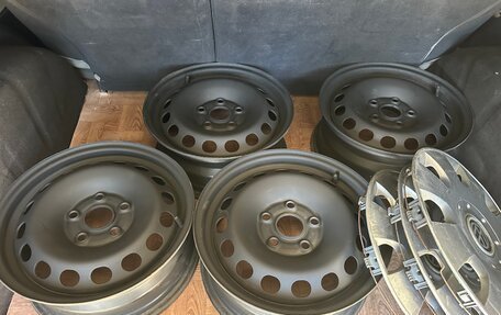 Volkswagen Caddy III рестайлинг, 2009 год, 1 100 000 рублей, 25 фотография