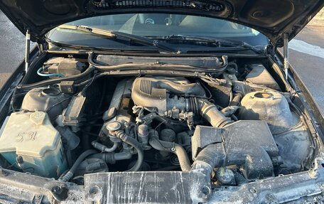 BMW 3 серия, 1998 год, 420 000 рублей, 16 фотография