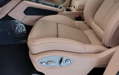 Porsche Macan I рестайлинг, 2025 год, 14 440 000 рублей, 9 фотография