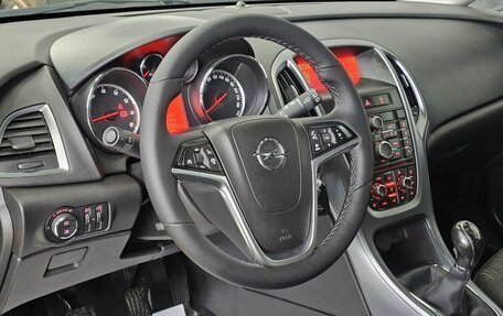 Opel Astra J, 2013 год, 979 000 рублей, 12 фотография