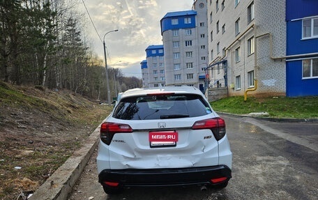 Honda Vezel, 2019 год, 1 450 000 рублей, 4 фотография