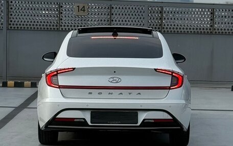 Hyundai Sonata VIII, 2022 год, 2 300 000 рублей, 4 фотография