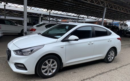 Hyundai Solaris II рестайлинг, 2018 год, 1 250 000 рублей, 1 фотография