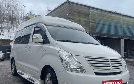 Hyundai Grand Starex Grand Starex I рестайлинг 2, 2013 год, 2 245 000 рублей, 1 фотография