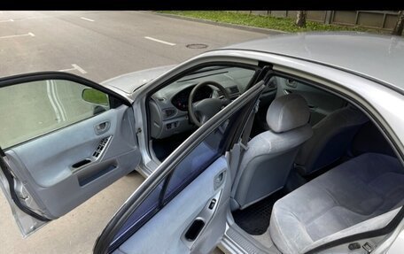 Mitsubishi Galant VIII, 2001 год, 400 000 рублей, 13 фотография