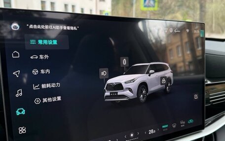 Toyota Highlander, 2026 год, 5 190 000 рублей, 23 фотография