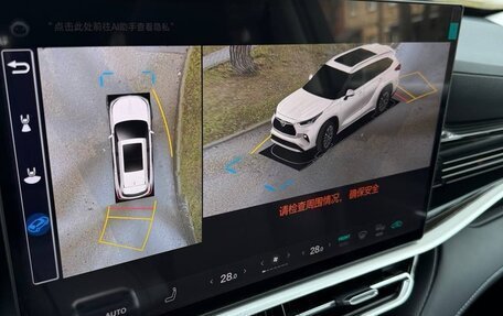 Toyota Highlander, 2026 год, 5 190 000 рублей, 25 фотография