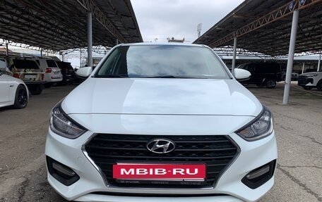 Hyundai Solaris II рестайлинг, 2018 год, 1 250 000 рублей, 2 фотография