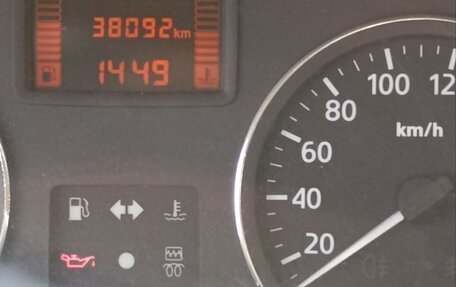 Renault Sandero I, 2013 год, 750 000 рублей, 3 фотография